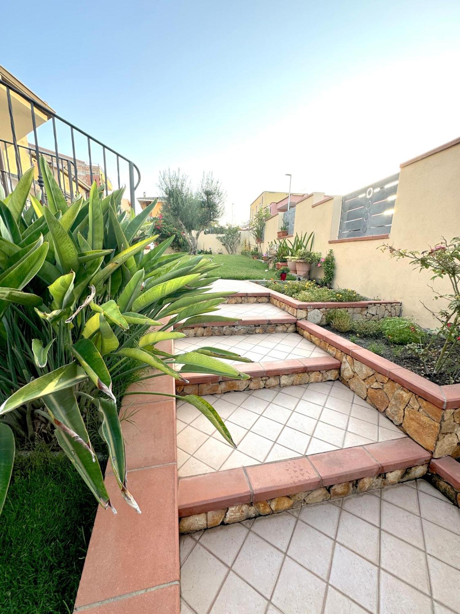 Rosa'S House - Zona Ospedaliera Cagliari Exterior foto